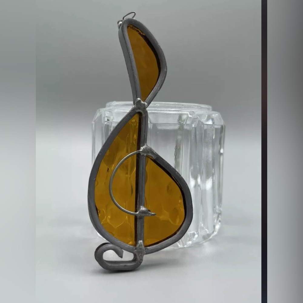 ☀️ Vintage STAINED GLASS Treble Clef Amber Music Note Suncatcher Teacher Gift